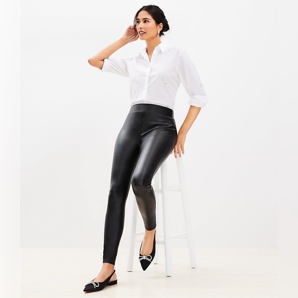 Faux Leather Leggings - Picture 3 of 5